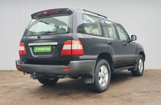 Toyota Land Cruiser J100 · 2-й рестайлинг, 7 мест, 2006 г.