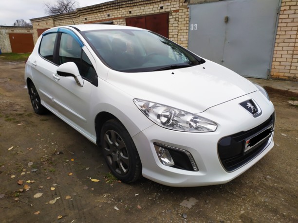 Peugeot 308 T7 · Рестайлинг, 2011 г.