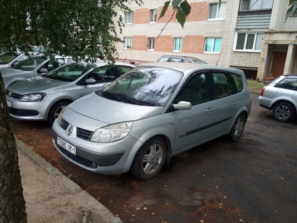 Renault Grand Scenic II, 7 мест, 2004 г.