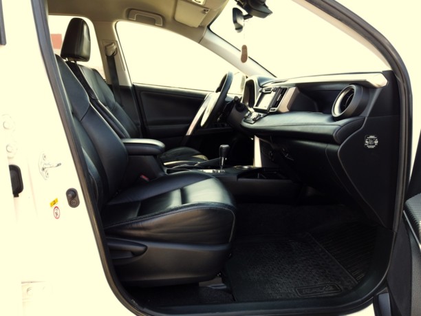Toyota RAV4 IV (XA40), 5 мест, 2013 г.