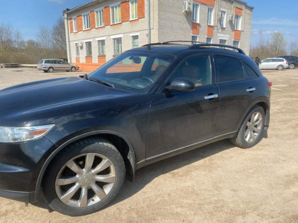 Infiniti FX I, 2003 г.