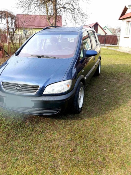 Opel Zafira A, 7 мест, 2001 г.