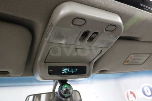 Nissan Patrol Y61, 7 мест, 2003 г.