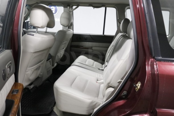 Nissan Patrol Y61, 7 мест, 2003 г.