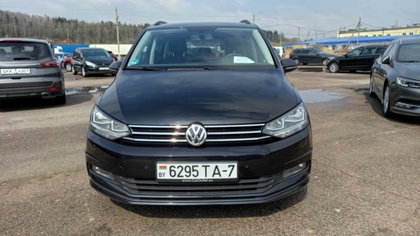 Volkswagen Touran III, 5 мест, 2016 г.