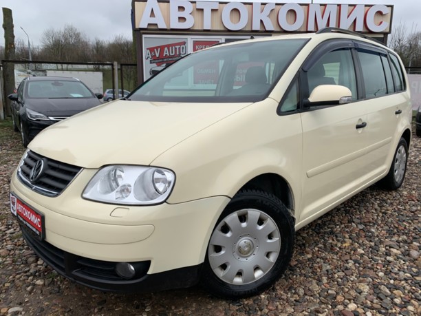 Volkswagen Touran I, 5 мест, 2006 г.