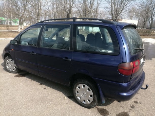Volkswagen Sharan I, 7 мест, 1997 г.