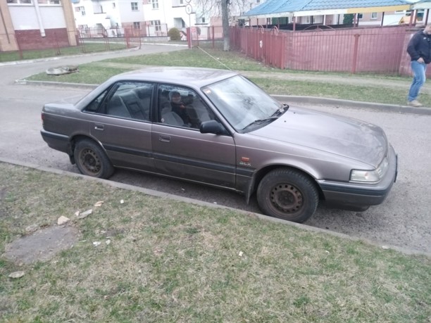 Mazda 626 III, 1990 г.