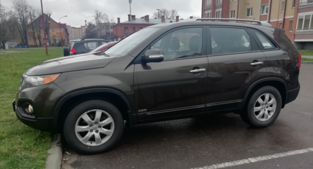 Kia Sorento II, 5 мест, 2011 г.