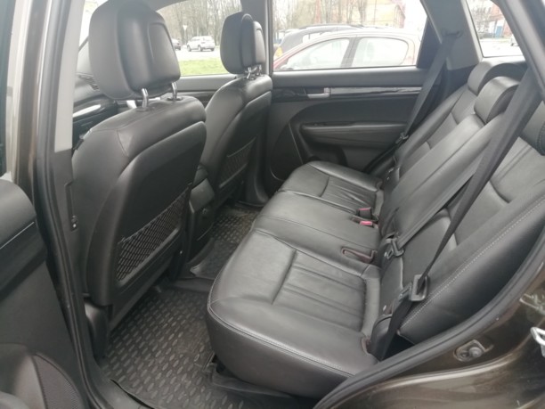 Kia Sorento II, 5 мест, 2011 г.