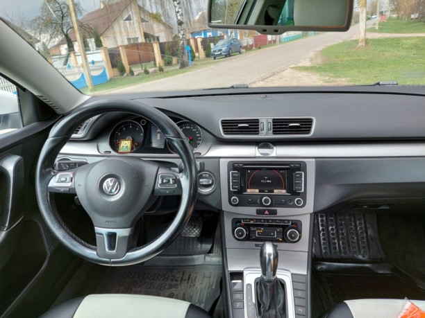 Volkswagen Passat B7, 2011 г.