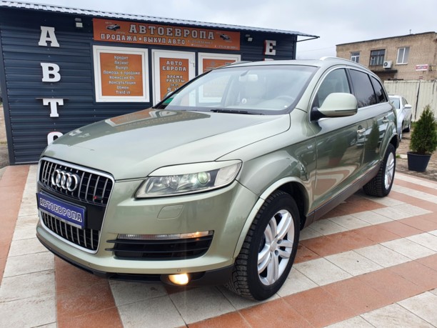 Audi Q7 4L, 5 мест, 2006 г.