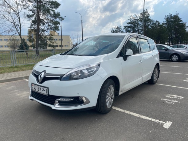 Renault Grand Scenic III · 2-й рестайлинг, 5 мест, 2014 г.