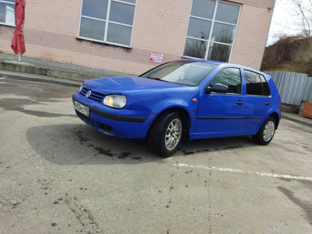 Volkswagen Golf IV, 2001 г.