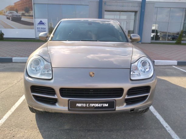 Porsche Cayenne 955, 2004 г.