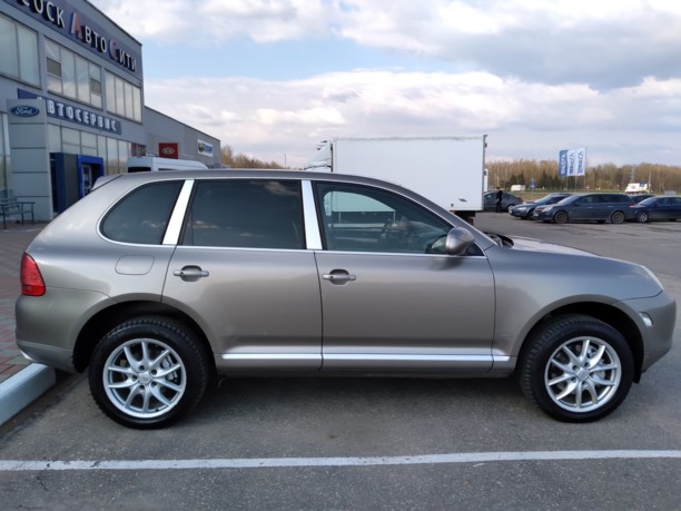 Porsche Cayenne 955, 2004 г.