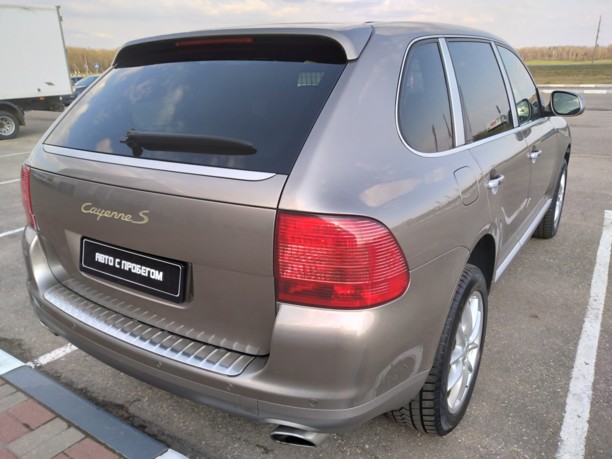 Porsche Cayenne 955, 2004 г.