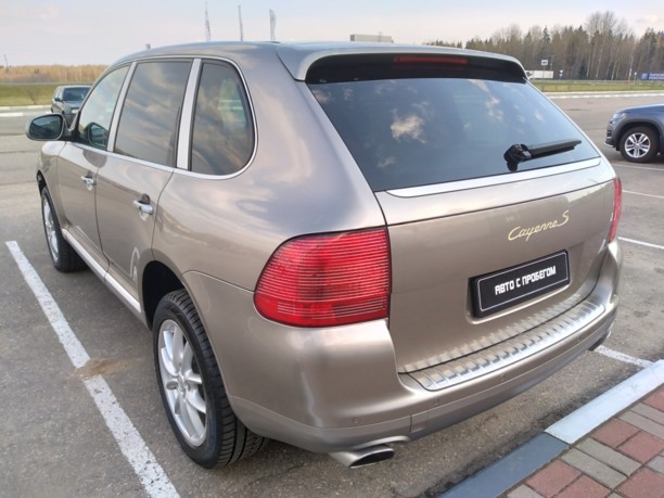 Porsche Cayenne 955, 2004 г.