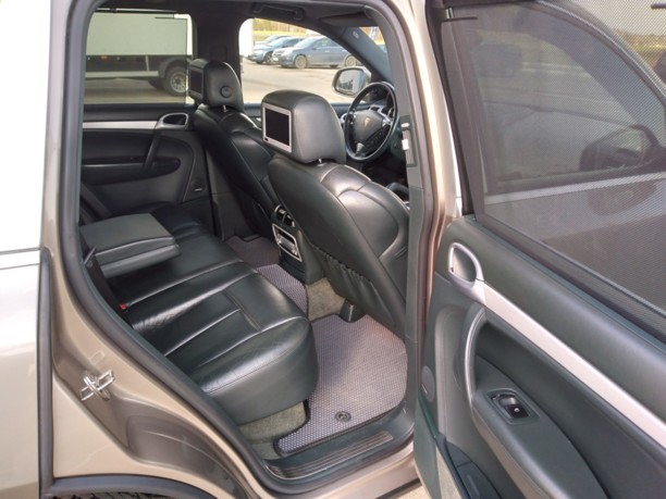 Porsche Cayenne 955, 2004 г.