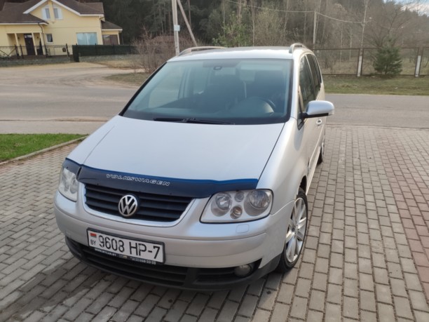 Volkswagen Touran I, 5 мест, 2006 г.