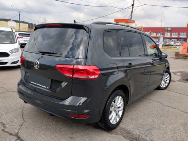 Volkswagen Touran III, 5 мест, 2017 г.