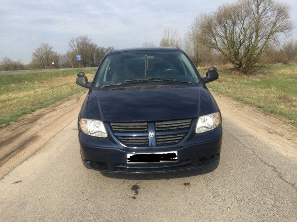 Dodge Caravan IV, 7 мест, 2005 г.