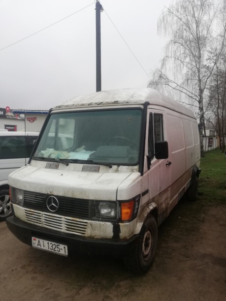 Mercedes Т1 207D - 410D 310D, 1993 г.