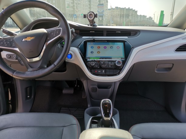 Chevrolet Bolt, 2017 г.