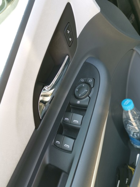 Chevrolet Bolt, 2017 г.
