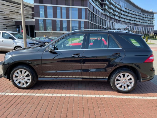 Mercedes-Benz M-Класс W166, 5 мест, 2014 г.