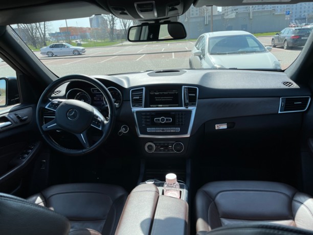 Mercedes-Benz M-Класс W166, 5 мест, 2014 г.