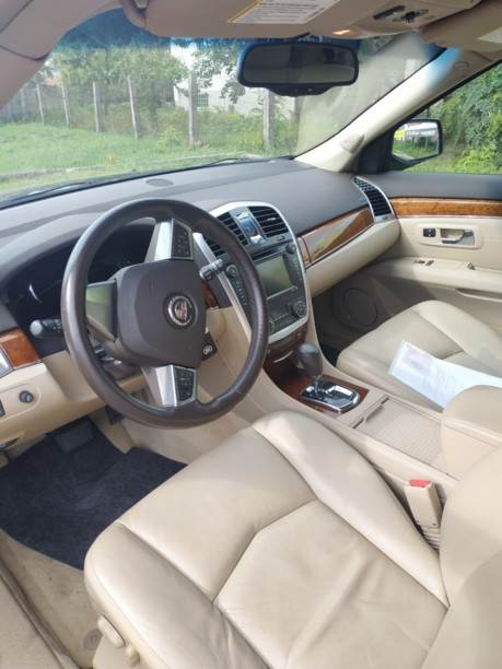 Cadillac SRX I, 5 мест, 2008 г.
