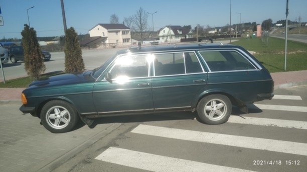 Mercedes-Benz E-Класс W123, 1983 г.