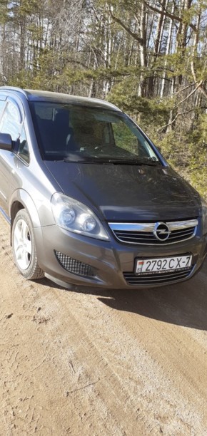 Opel Zafira B · Рестайлинг, 7 мест, 2012 г.