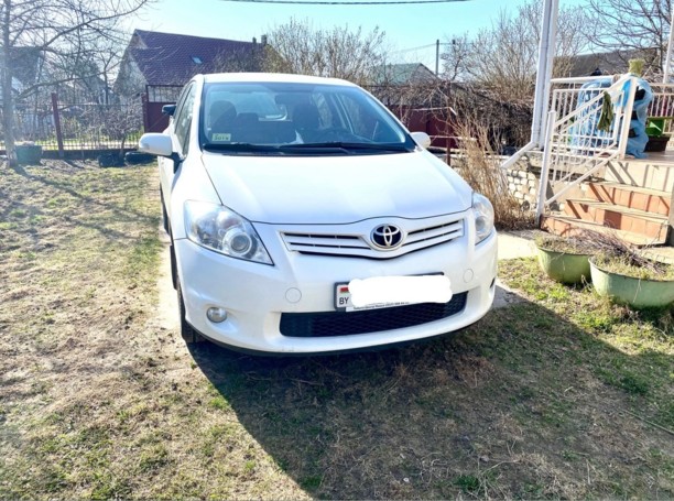 Toyota Auris I (E150) · Рестайлинг, 2012 г.