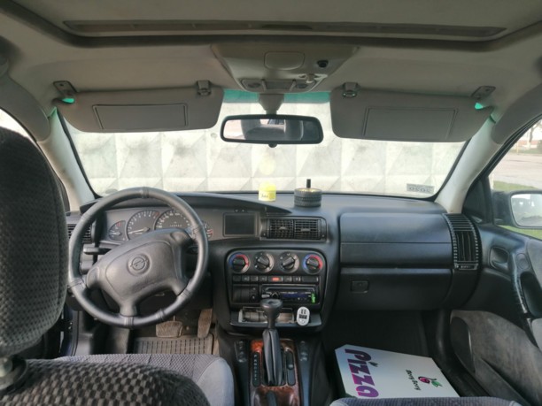 Opel Omega B, 1995 г.