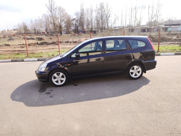 Honda Stream I, 7 мест, 2001 г.