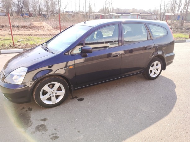 Honda Stream I, 7 мест, 2001 г.