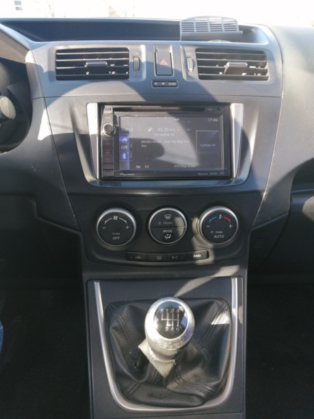 Mazda 5 II, 7 мест, 2010 г.