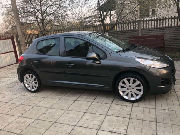 Peugeot 207 I · Рестайлинг, 2009 г.