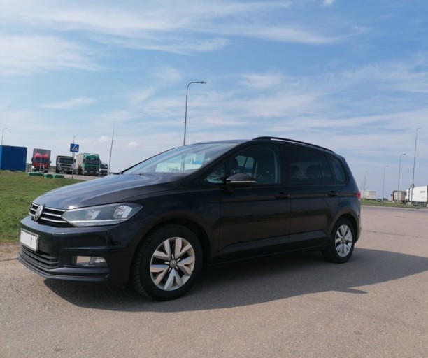 Volkswagen Touran III, 7 мест, 2016 г.
