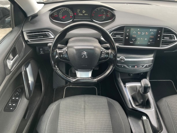 Peugeot 308 T9 · Рестайлинг, 2018 г.