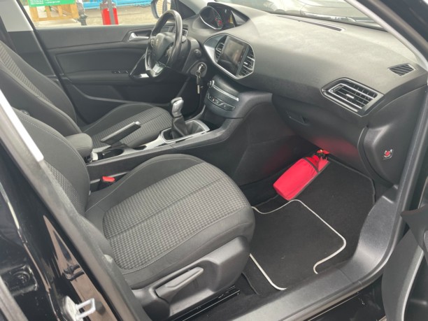 Peugeot 308 T9 · Рестайлинг, 2018 г.