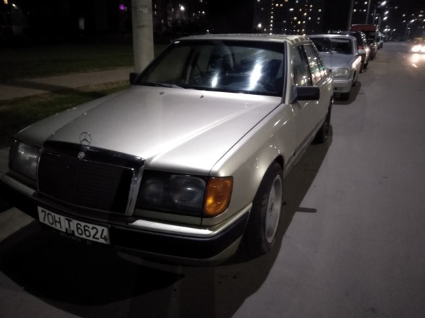 Mercedes-Benz E-Класс W124, S124, C124, A124, 1988 г.