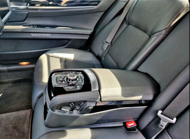 BMW 7 серия F02 (Long), 2012 г.