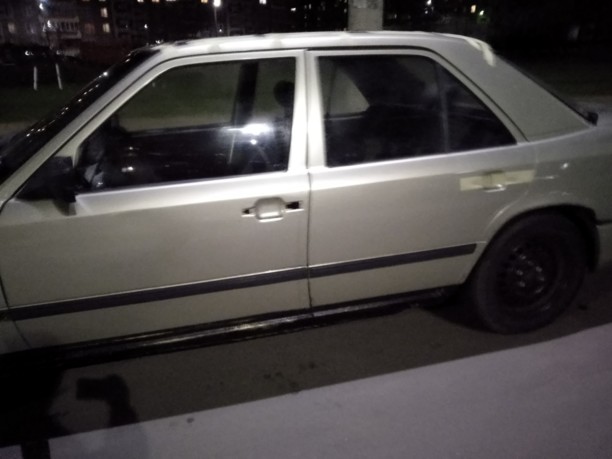 Mercedes-Benz E-Класс W124, S124, C124, A124, 1988 г.