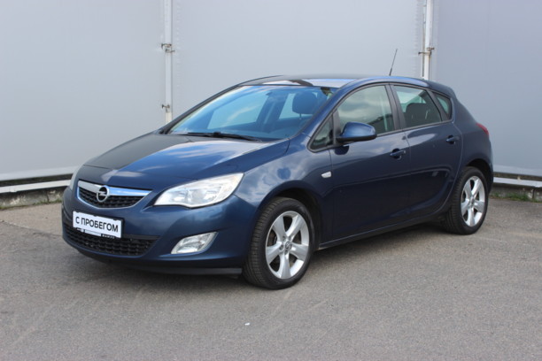 Opel Astra J, 2011 г.