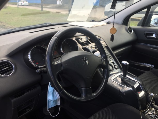 Peugeot 5008 I, 5 мест, 2009 г.