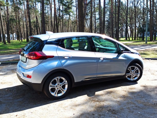 Chevrolet Bolt, 2017 г.