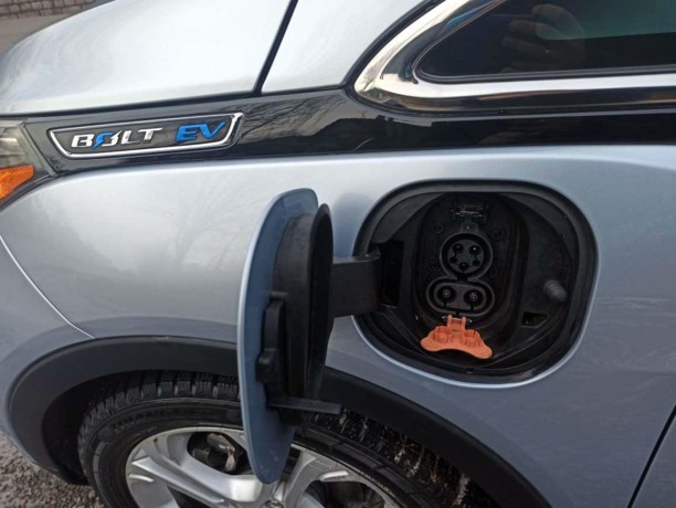 Chevrolet Bolt, 2017 г.